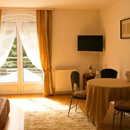 Cedar Apartman Apartman