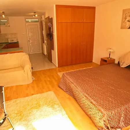 Apartman Cedar Apartman *