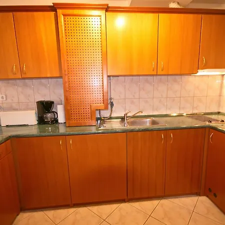 Apartman Cedar Apartman *